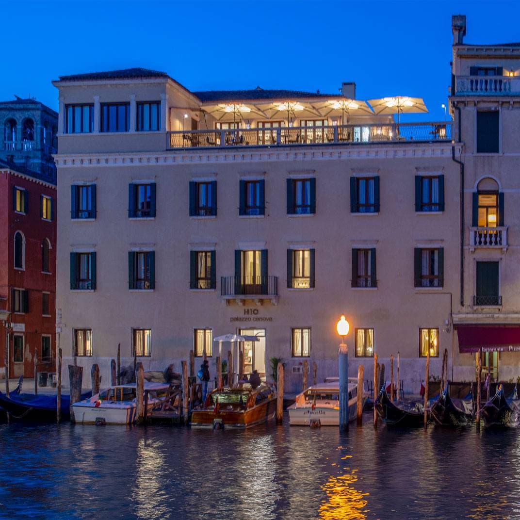 H10 Palazzo Canova 12