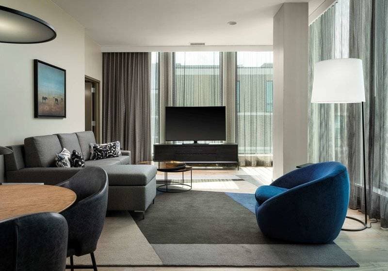 The Highland Dallas, Curio Collection by Hilton 15