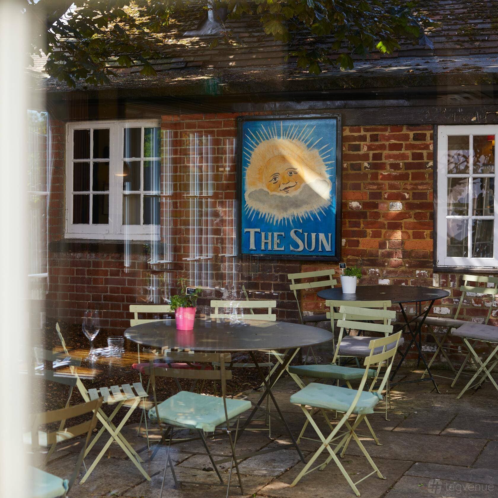 The Sun Inn, Chobham - A Heartwood Inn 18