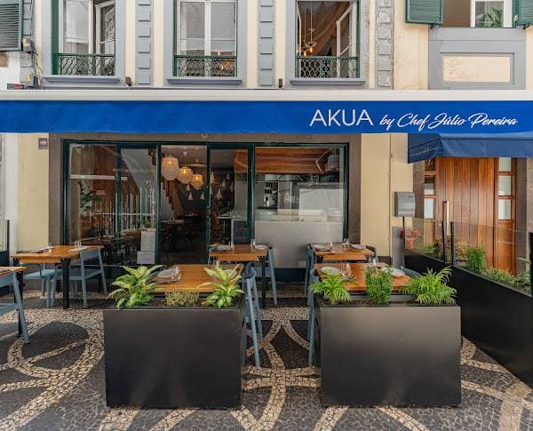 ÁKUA 1