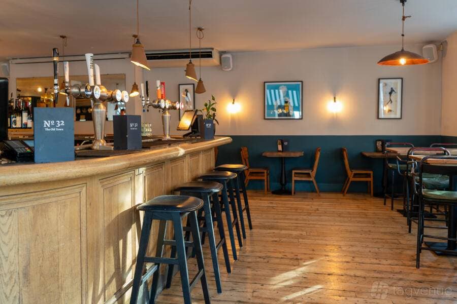 The Plough & Harrow, Long Ditton 58