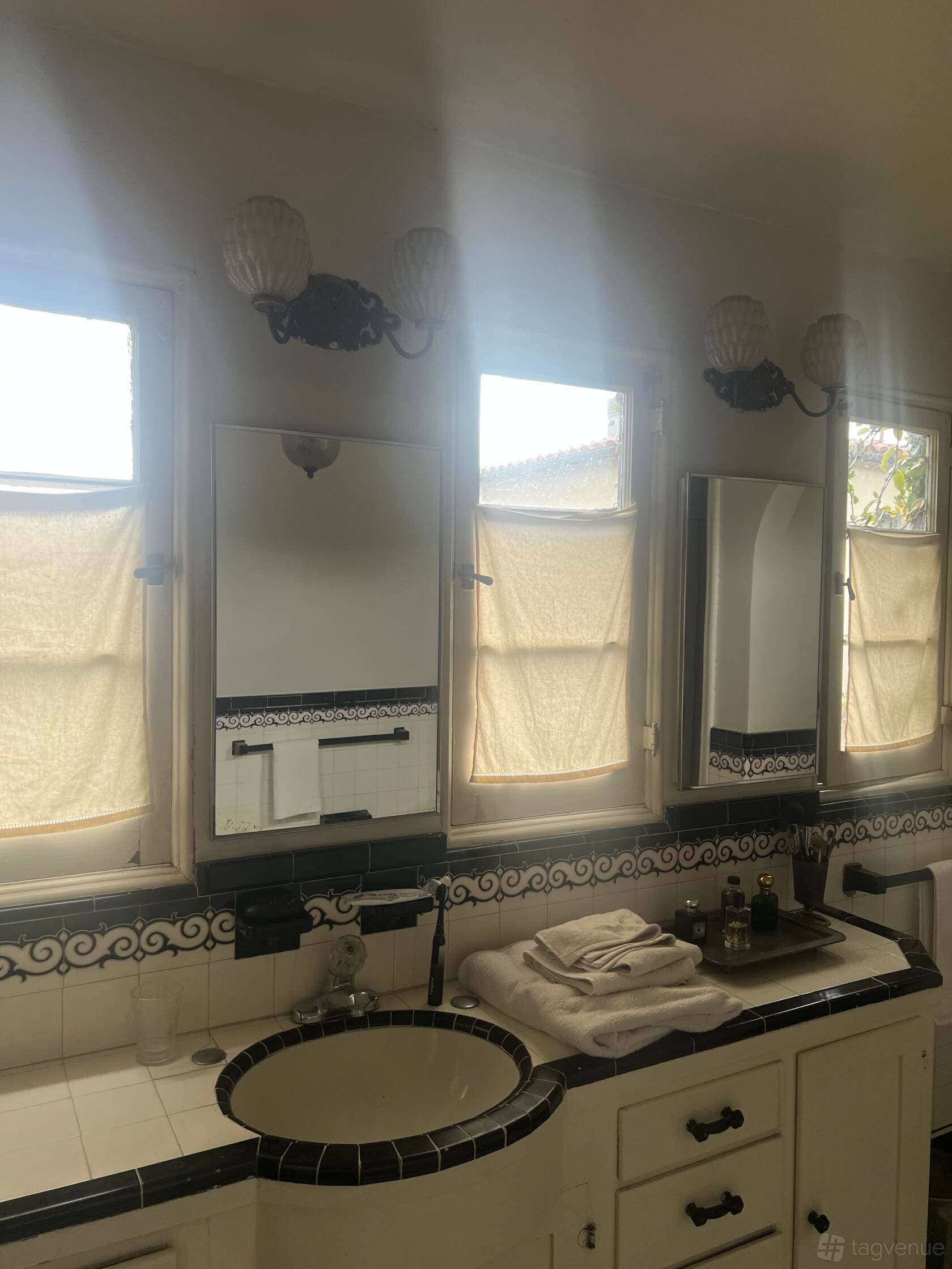 1929 Romantic Spanish Home 13