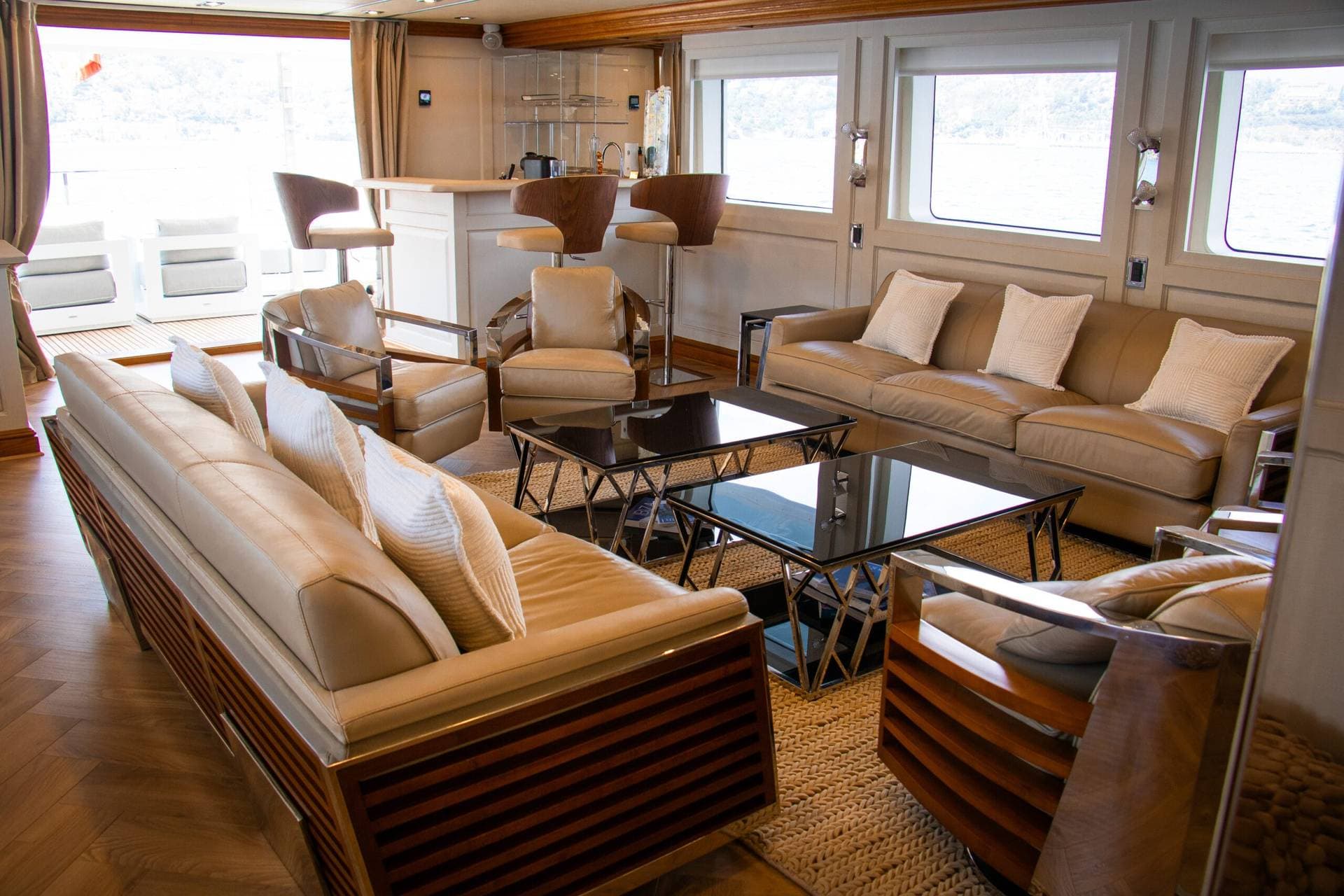 EVA Yacht for Charter 11