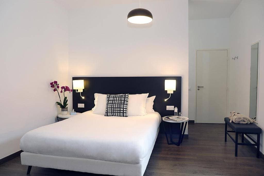L'Hôtel Le Néliö 13
