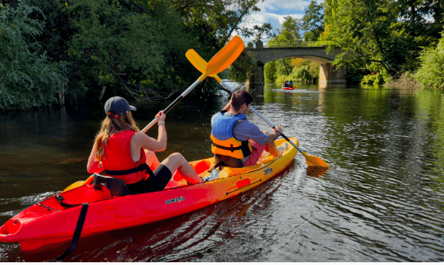 Descente de rivière en kayak
