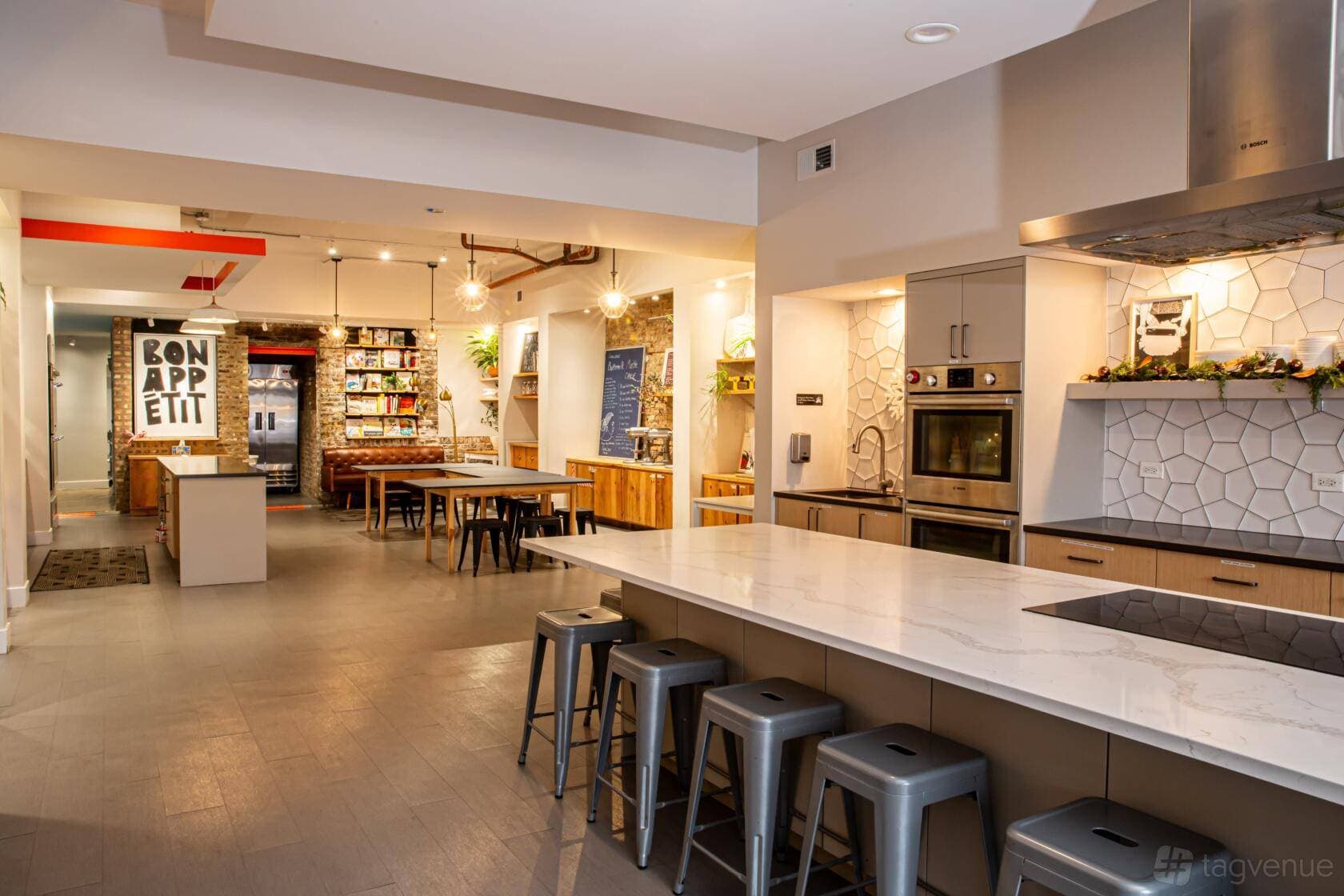 Schoolhouse Kitchen & Studio Portage Park 1