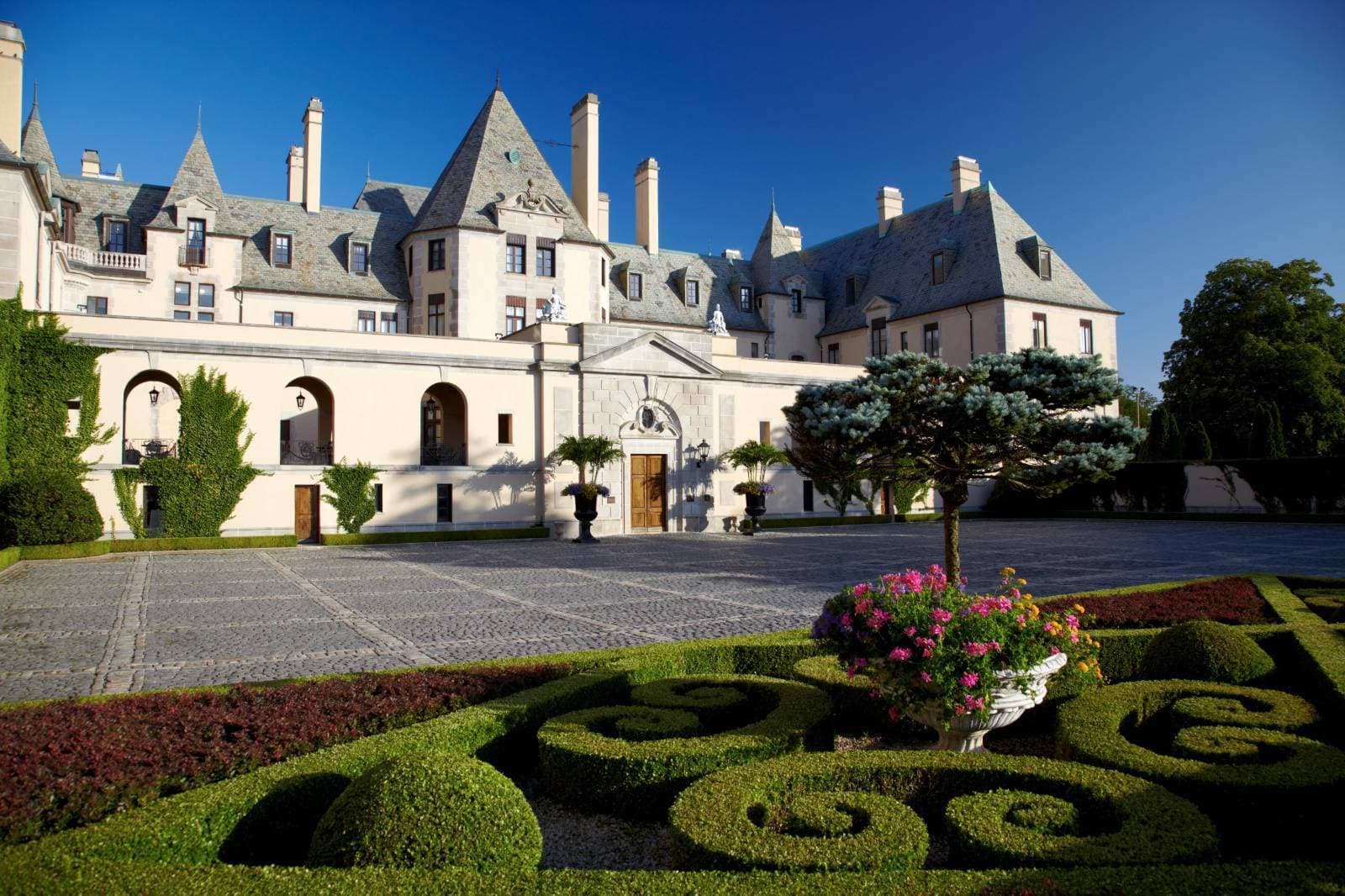 OHEKA CASTLE 6