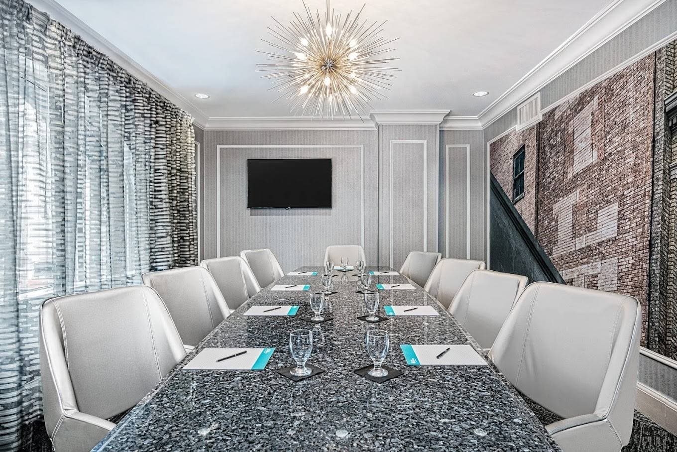 Hotel Indigo Dallas Downtown 6