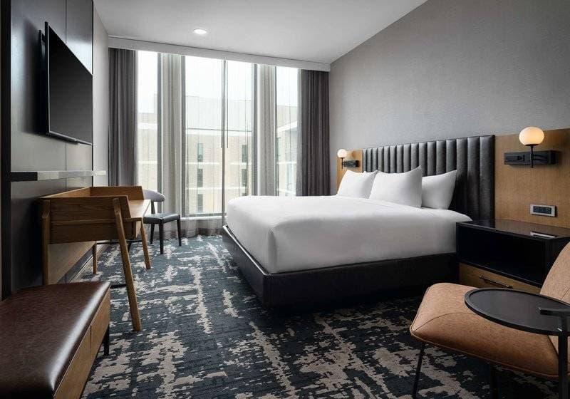 The Highland Dallas, Curio Collection by Hilton 17