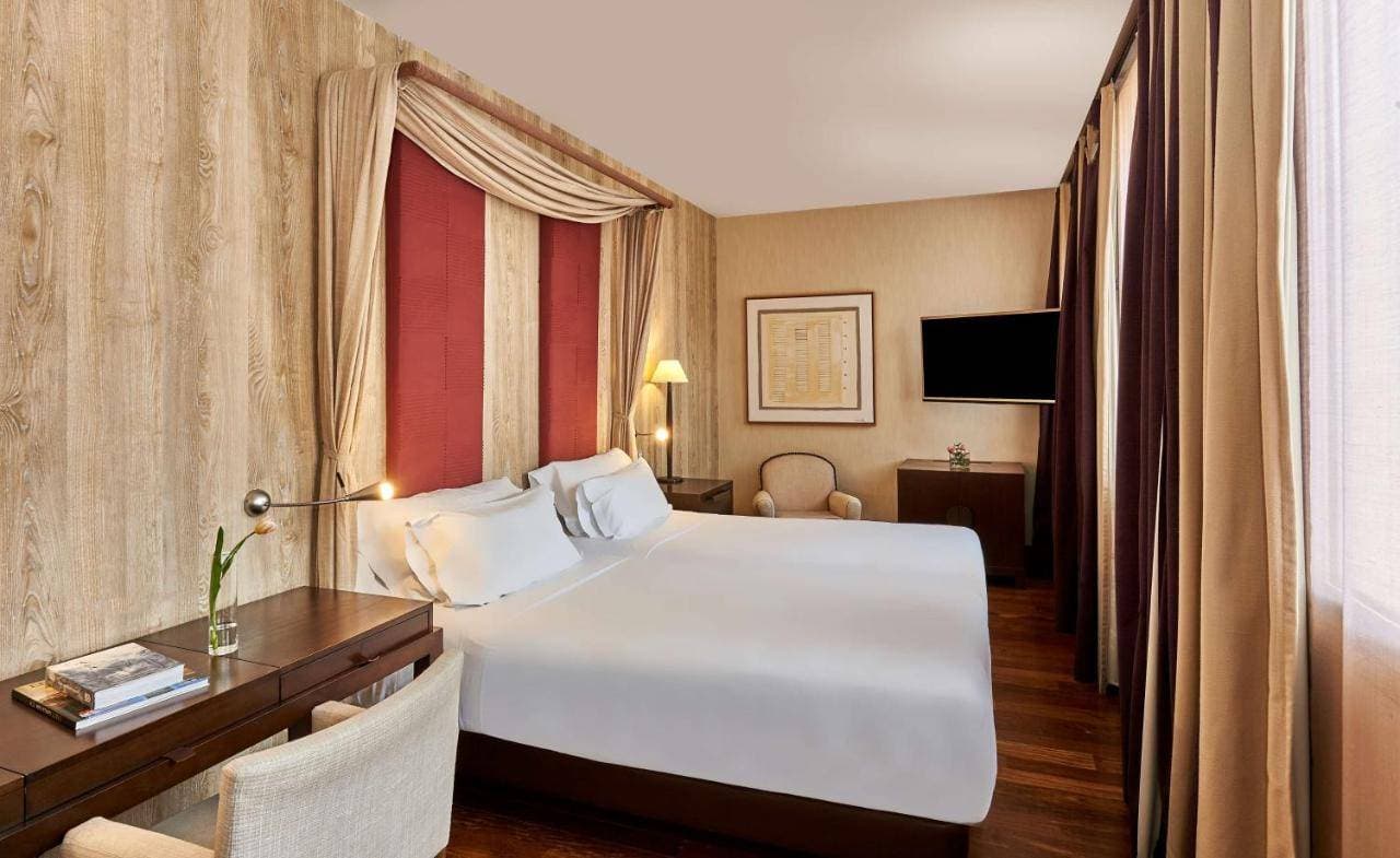 NH Collection Palacio de Burgos 17