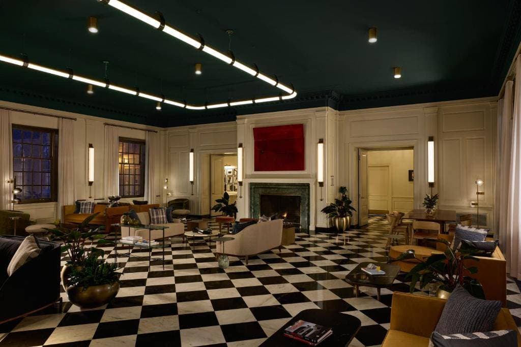 Dearborn Inn, Autograph Collection 12