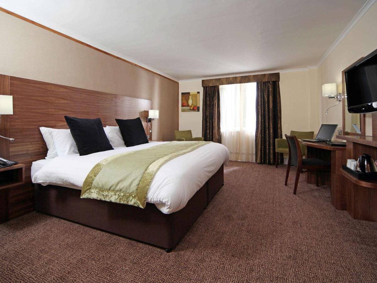 voco Letchworth Hall by IHG 13