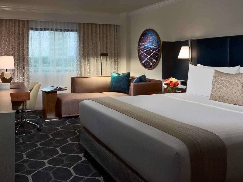 Royal Sonesta Houston Galleria 28
