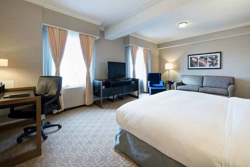 Hilton Milwaukee City Center 26