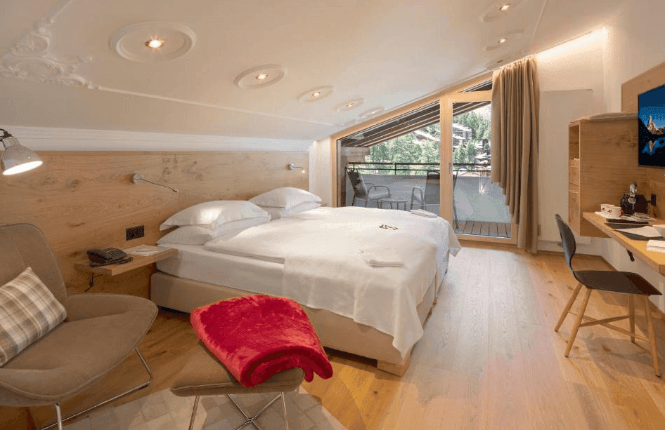 Allalin Swiss Alpine Hotel 26