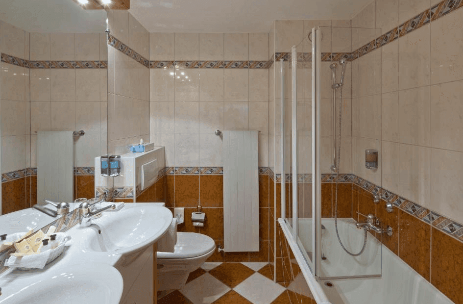 Allalin Swiss Alpine Hotel 31