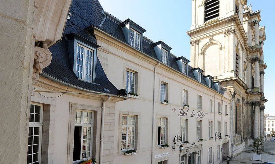 Hôtel des Prélats 1