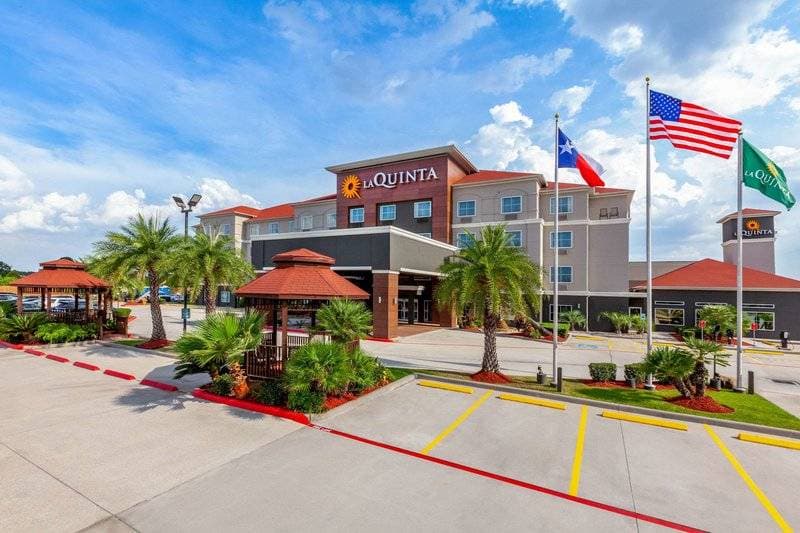 La Quinta Inn & Suites by Wyndham Houston Channelview 38