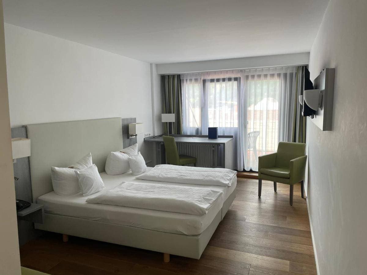 Hotel am Schloss 35