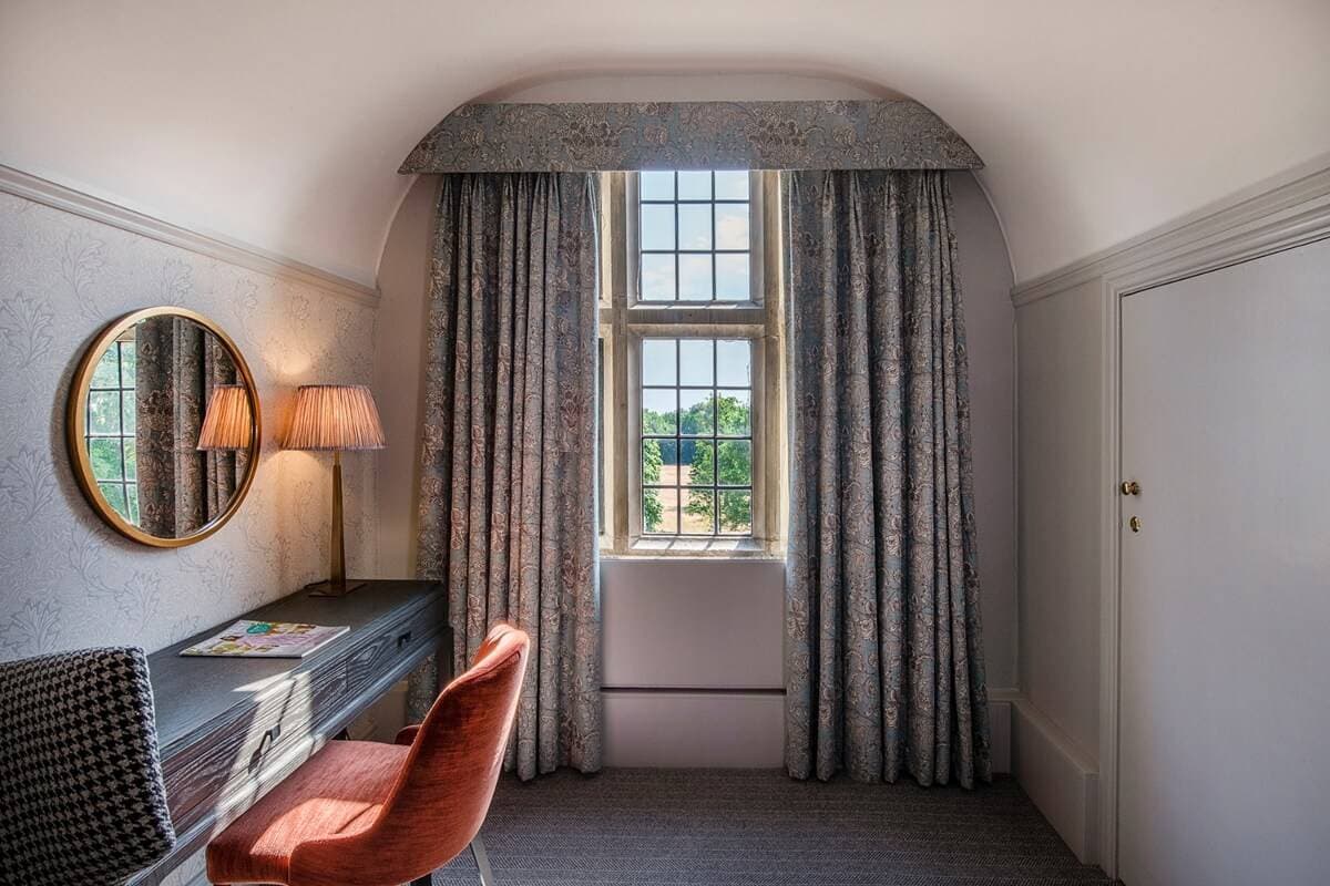 Horwood House 25