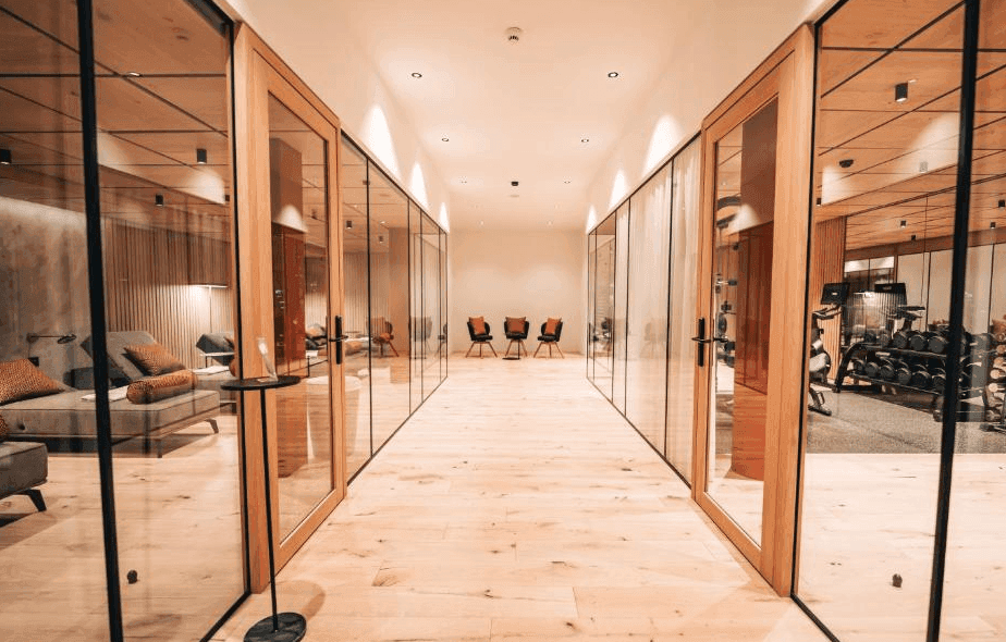 Allalin Swiss Alpine Hotel 14