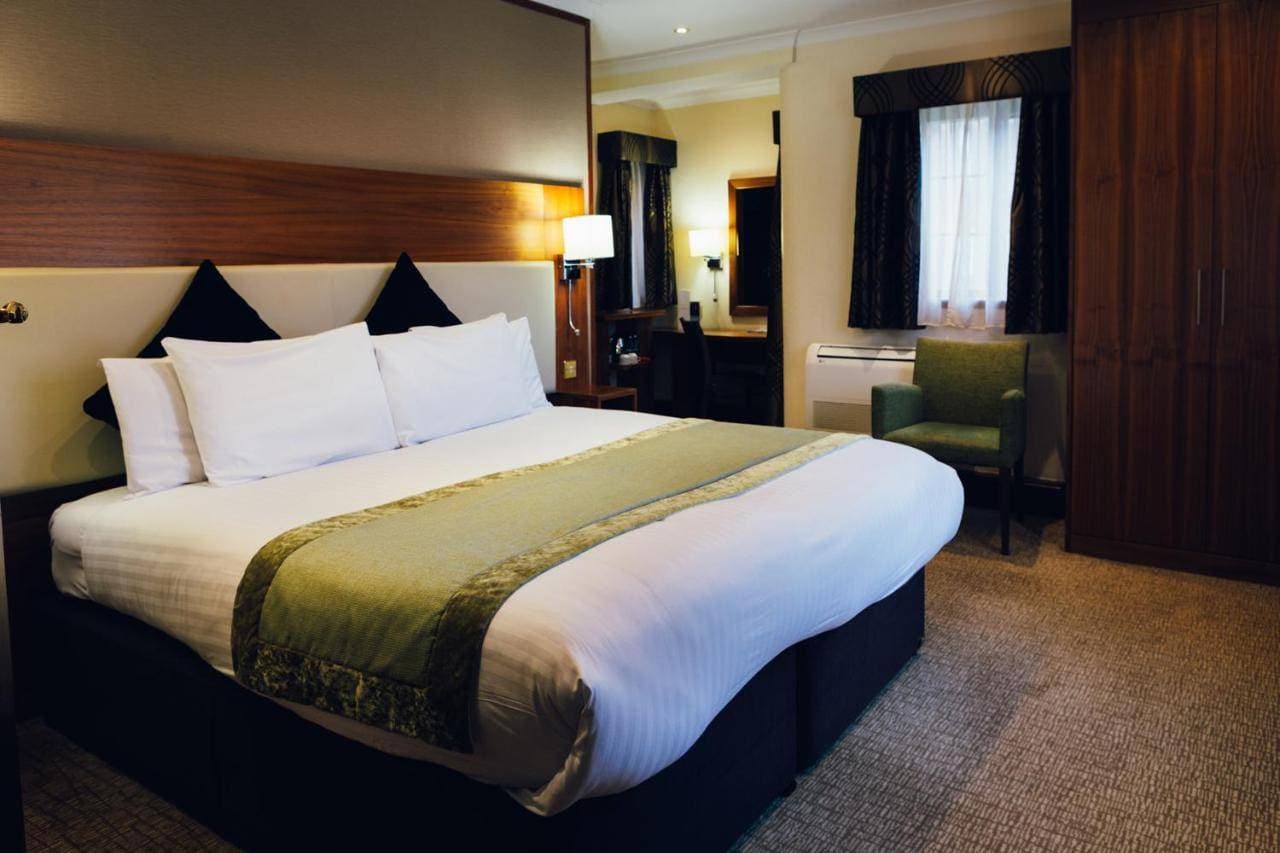 voco Letchworth Hall by IHG 11