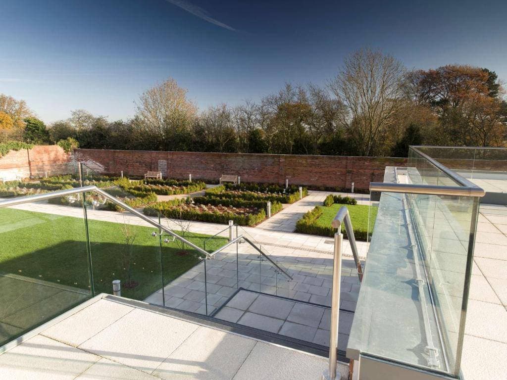 DoubleTree by Hilton Chester 4