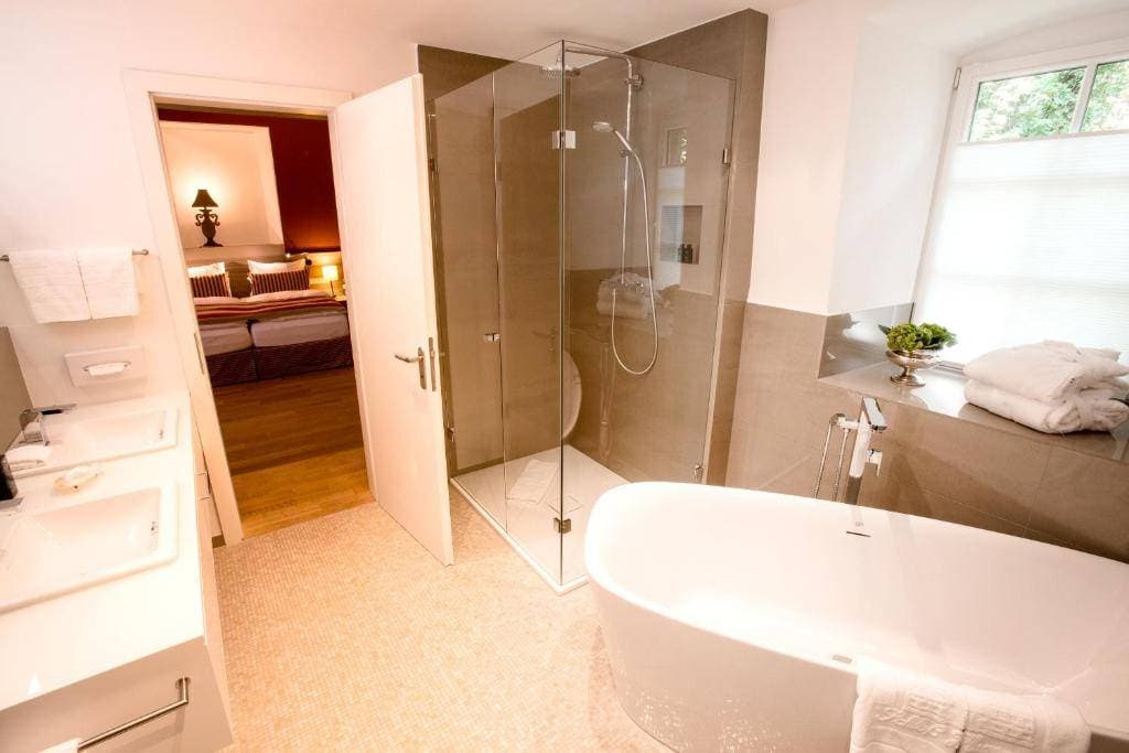Schlosshotel Hugenpoet 16
