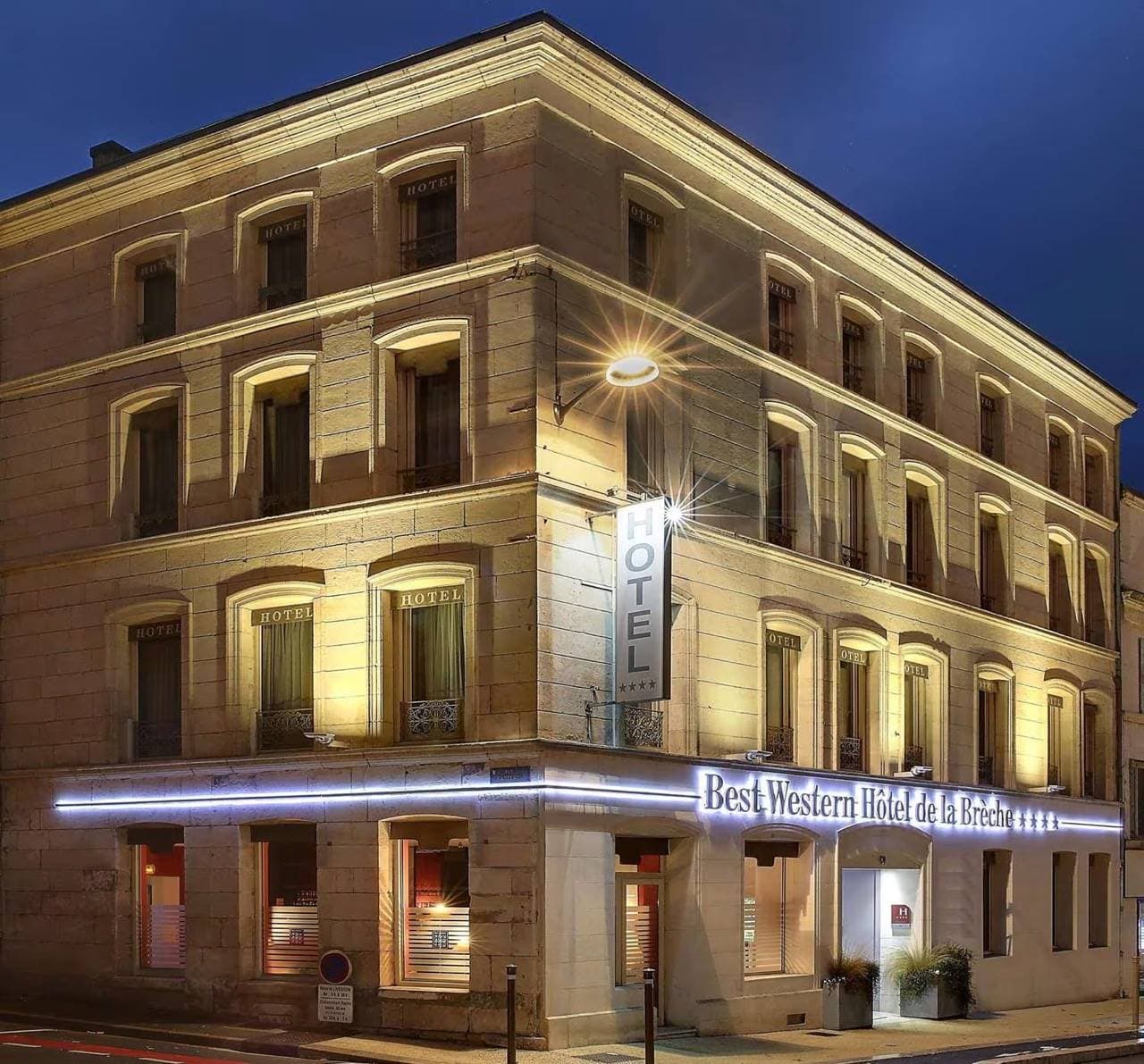Best Western Hotel de la Breche 1