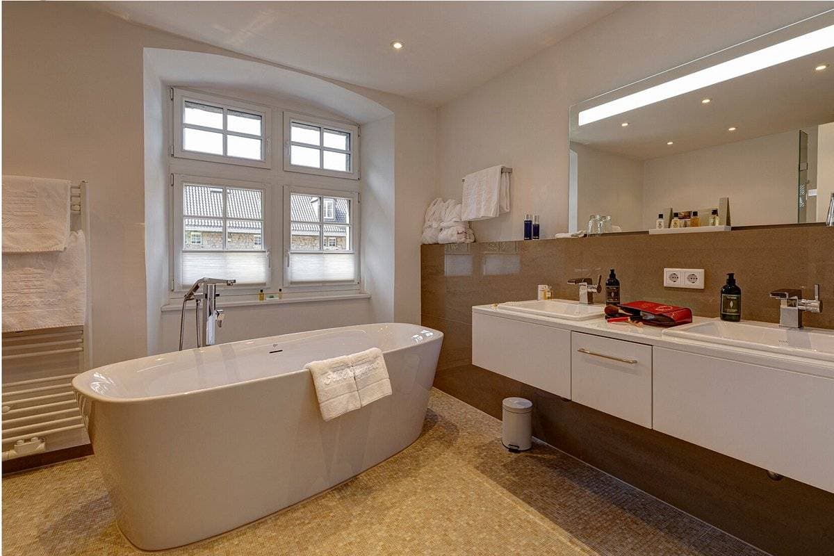 Schlosshotel Hugenpoet 17