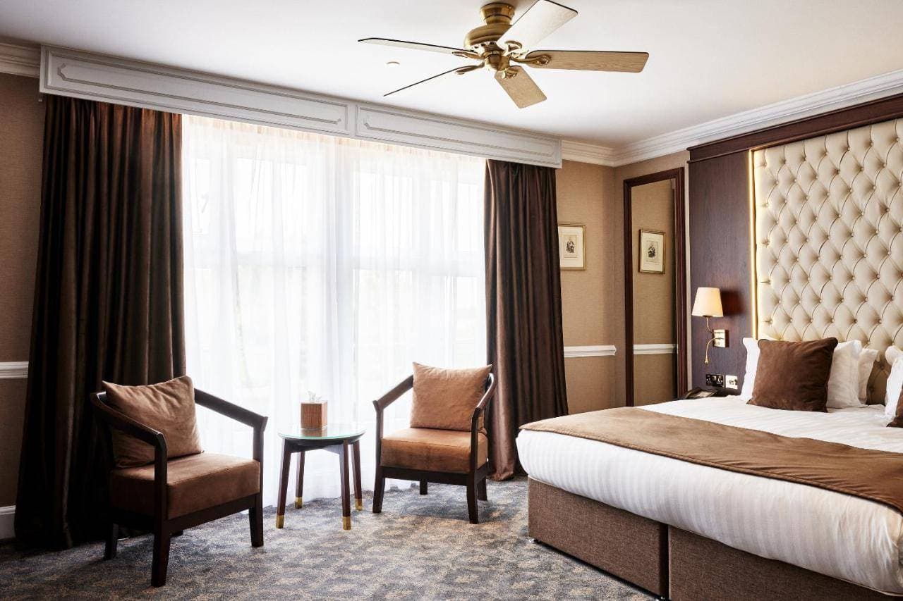 Warren House Hotel 8