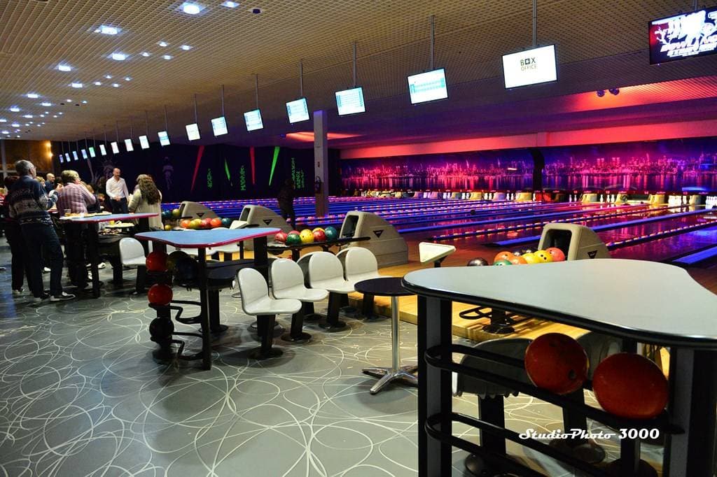 Bowling Stadium 1