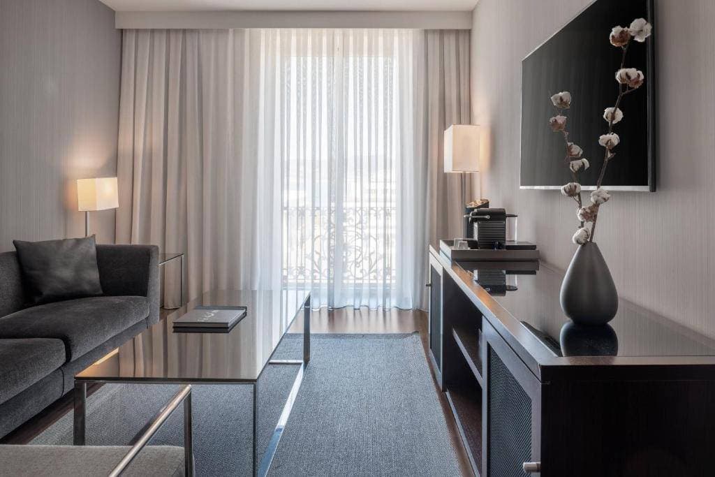 AC Hotel Palacio Universal 6