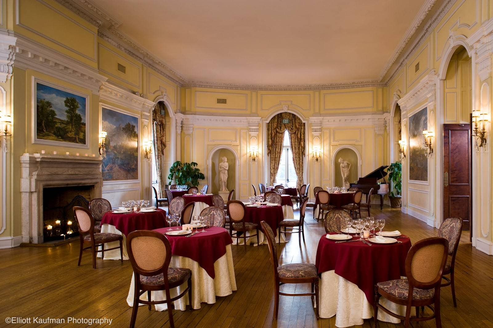 OHEKA CASTLE 18