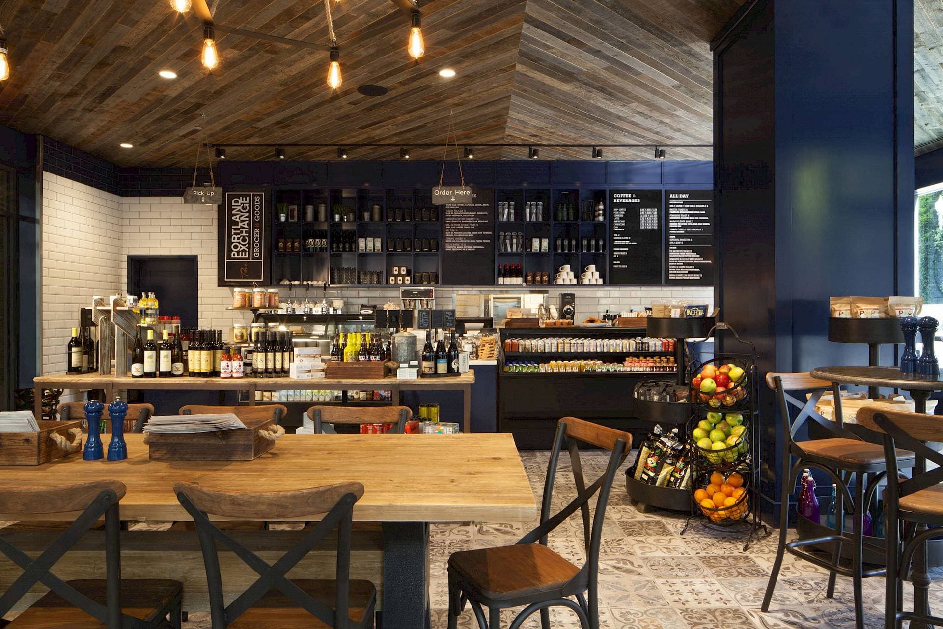 The Porter Portland, Curio Collection by Hilton 20