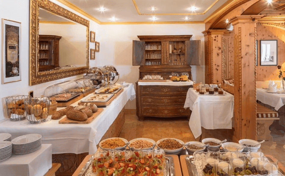 Allalin Swiss Alpine Hotel 9