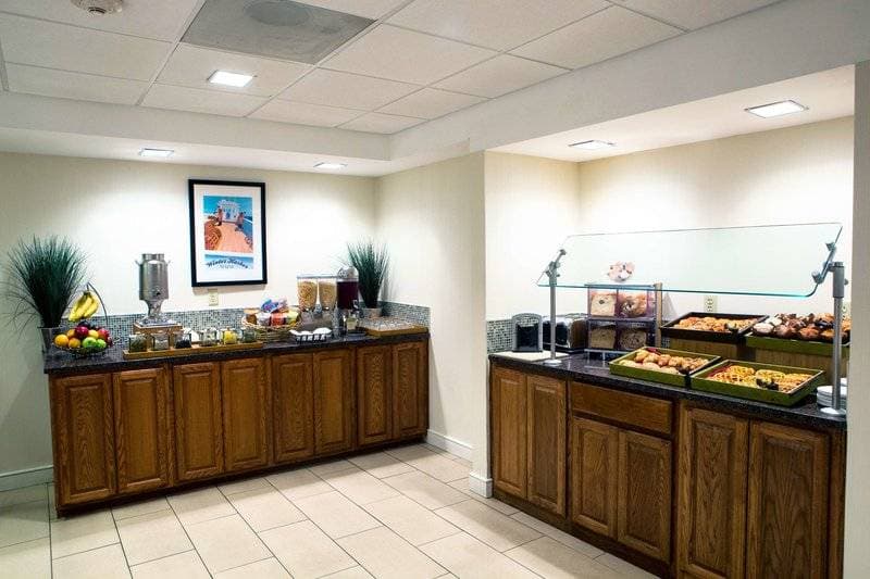DoubleTree by Hilton Hotel 21