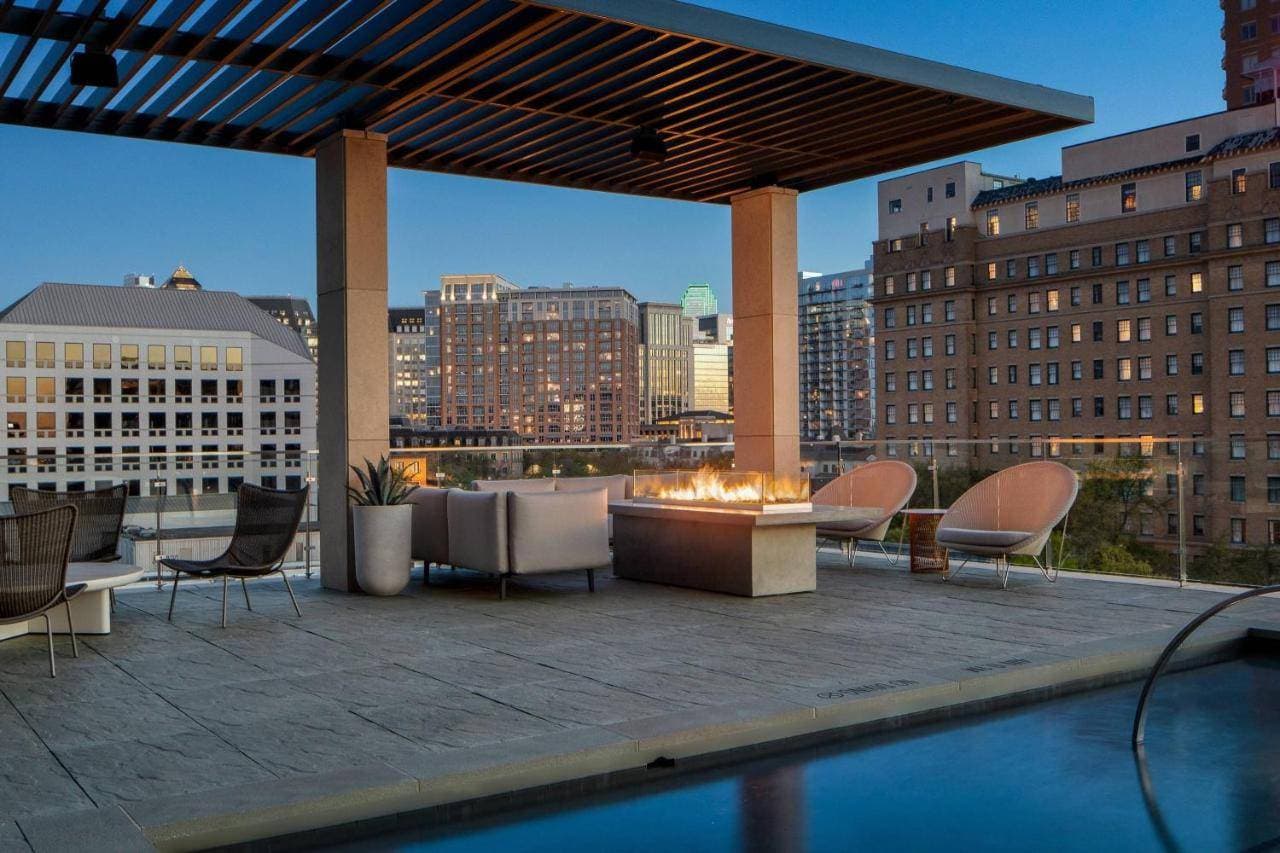 Marriott Dallas Uptown 4