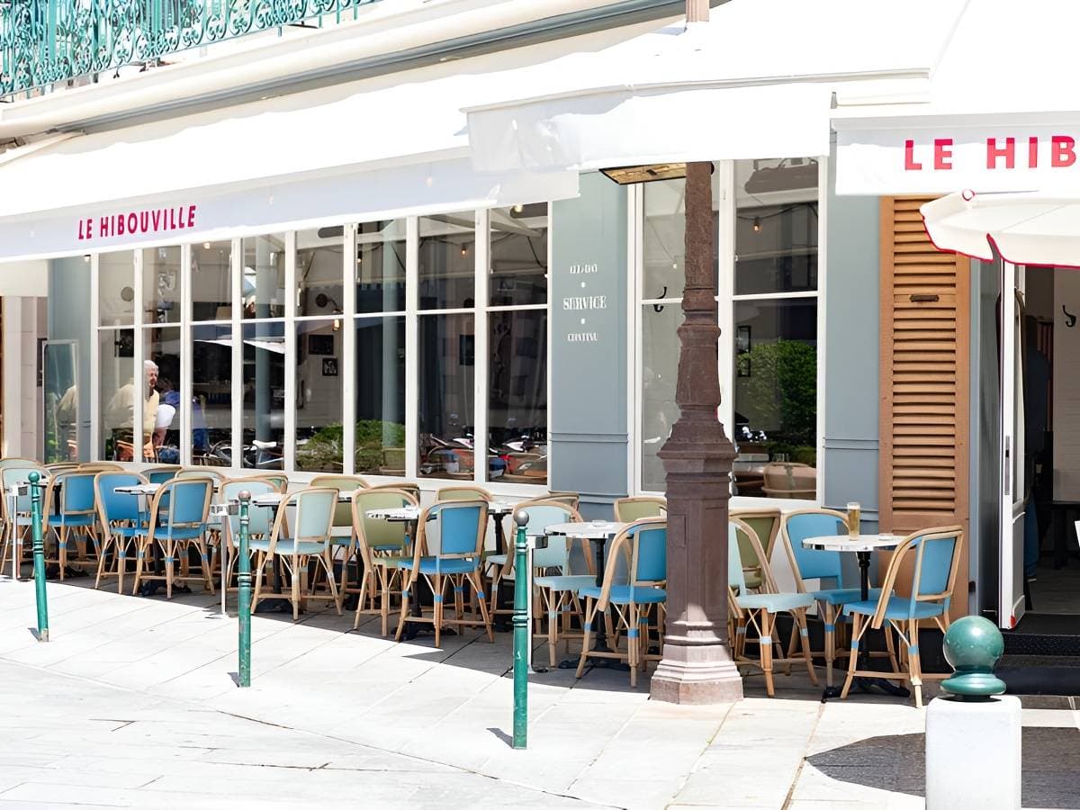 Le Hibouville 1