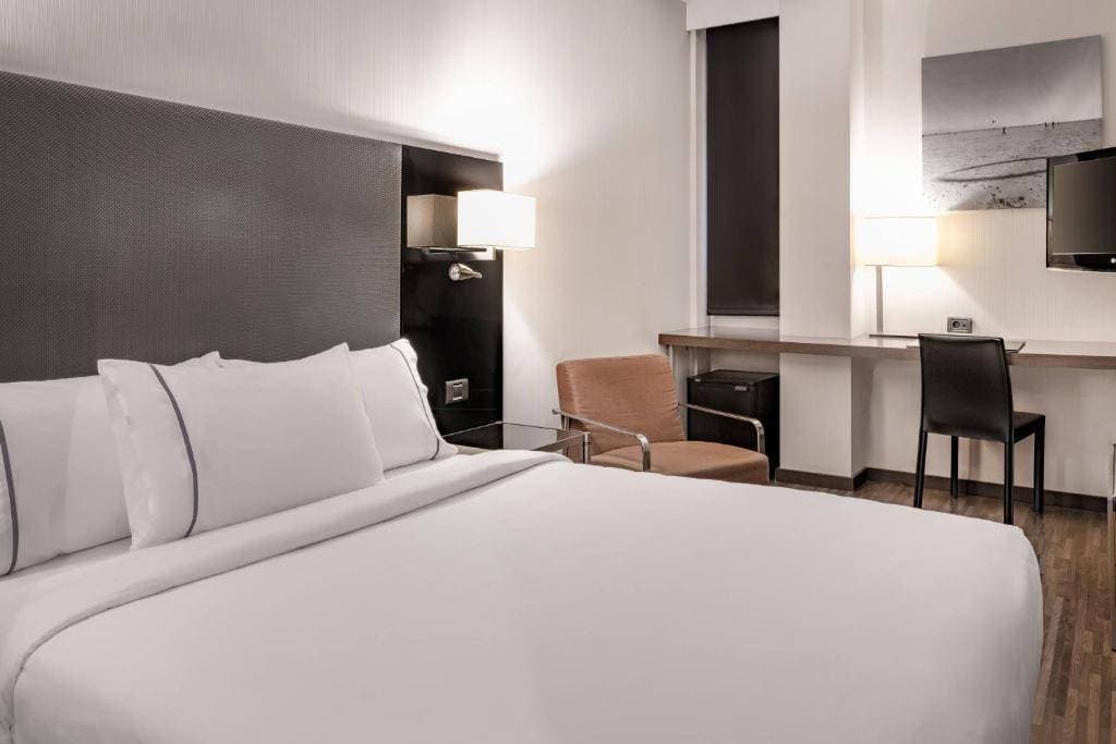 AC Hotel Palacio Universal 20